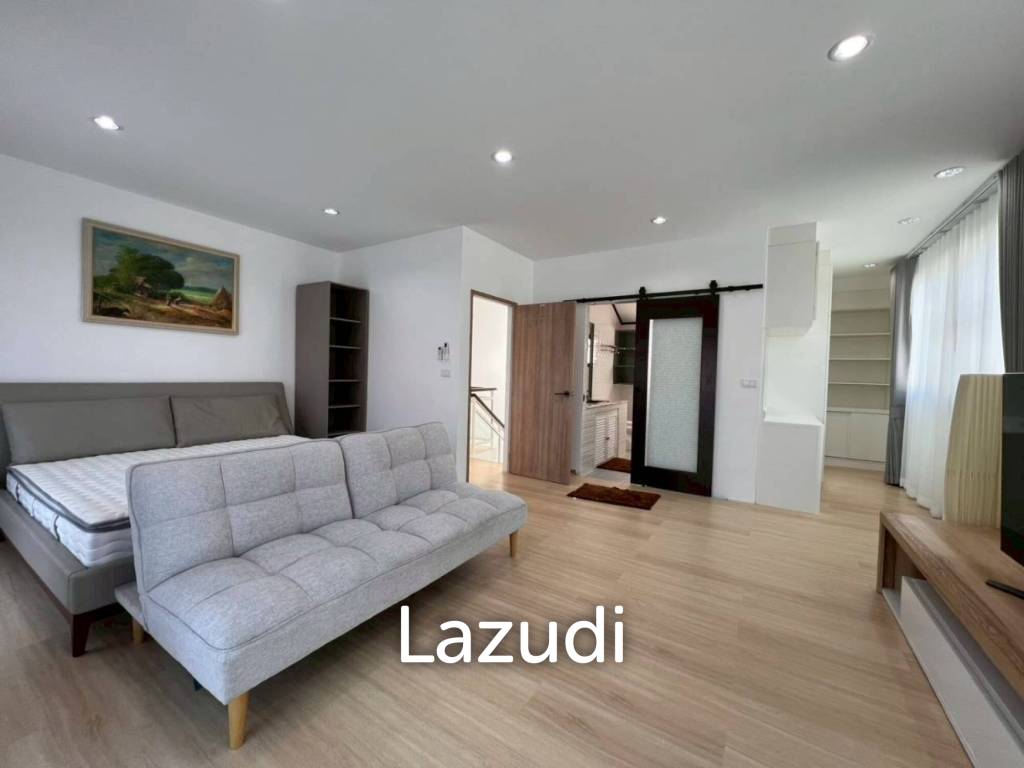 รูป วิลล่าหรู 300 ตร.ม. พร้อมสระว่ายน้ำส่วนตัว ใกล้ทะเลนาจอมเทียน สัตหีบ - รูปที่ 21/37