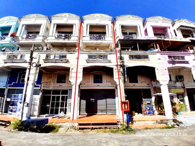 Shophouses for sale Lat Krabang : SHOP HOUSE for sale  Khlong Sam Prawet Lat Krabang Bangkok