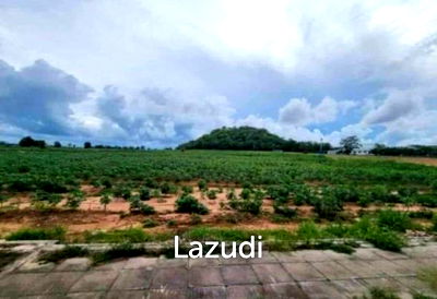 ที่ดิน คิงเพาเวอร์ พัทยา คอมเพล็กซ์  : ที่ดินเปล่าติดถนนใหญ่ ทำเลเยี่ยม ขนาด 12+ ไร่ ทุ่งกลม-ตาลหมัน