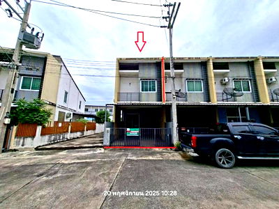 ทาวน์โฮม ปลวกแดง ระยอง : ทาวน์เฮ้าส์ สำหรับขาย โกลเด้น แลนด์ ดีไลท์ มาบยางพร ปลวกแดง ระยอง