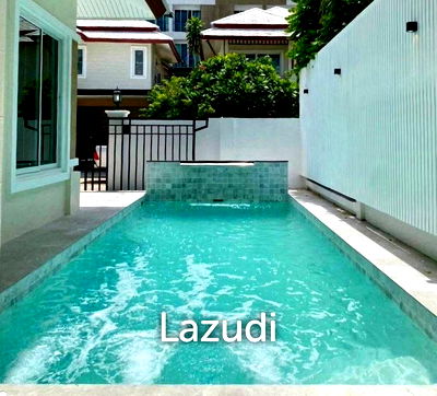 Houses for sale Bang Lamung Chonburi : 4 Beds 4 Baths 226 SQ.M. The Villas Rachawadee