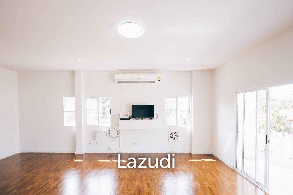 รูป ขายบ้านเดี่ยว 2 ชั้นหลังใหญ่พร้อมสระว่ายน้ำในโครงการหมู่บ้าน - รูปที่ 52/102