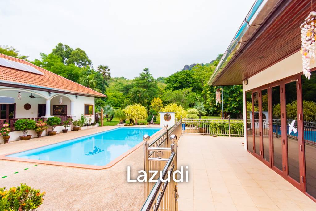 picture Great Price 4 Bed Pool Vila on large land plot - 39/45