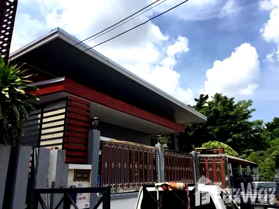 Houses for rent วิทยาลัยดุสิตธานี : 3 Bedroom House for rent at Saensuk Village 160145