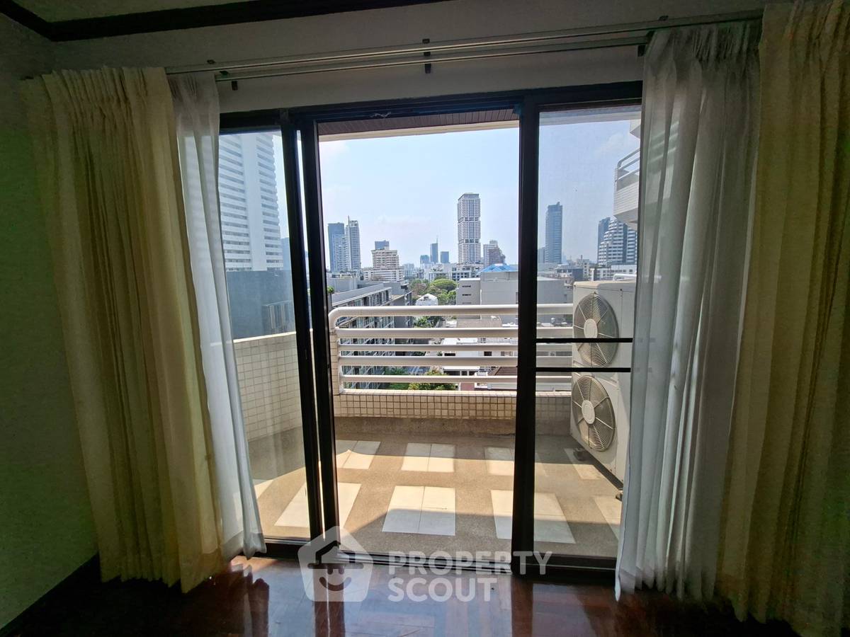 รูป คอนโด 3-ห้องนอน ที่ ริชมอนด์ พาเลส คอนโดมิเนียม ใกล้ BTS พร้อมพงษ์ (ID 2650753) - รูปที่ 20/35