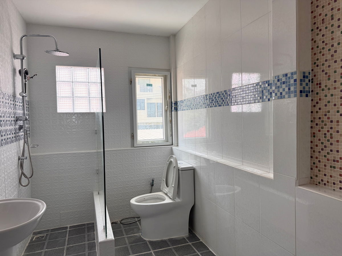 รูป ให้เช่าทาวน์เฮาส์ ปรับปรุงใหม่ 30 ตารางวา  - รูปที่ 9/12