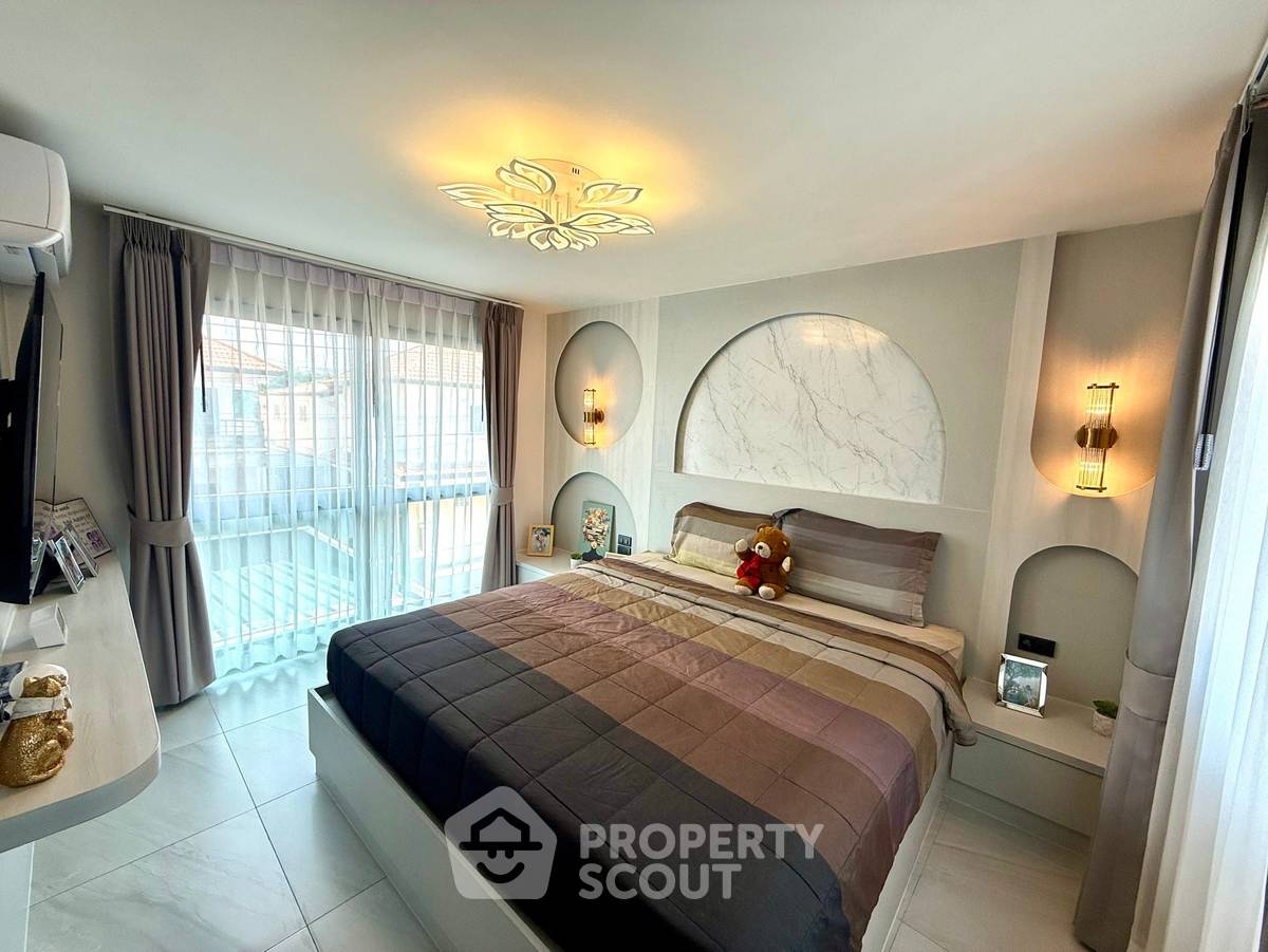 รูป บ้าน 4-ห้องนอน ที่ ที.ดับบลิว. การ์เดนท์ ฮิล ใกล้ เมืองพัทยา (ID 2680100) - รูปที่ 3/23