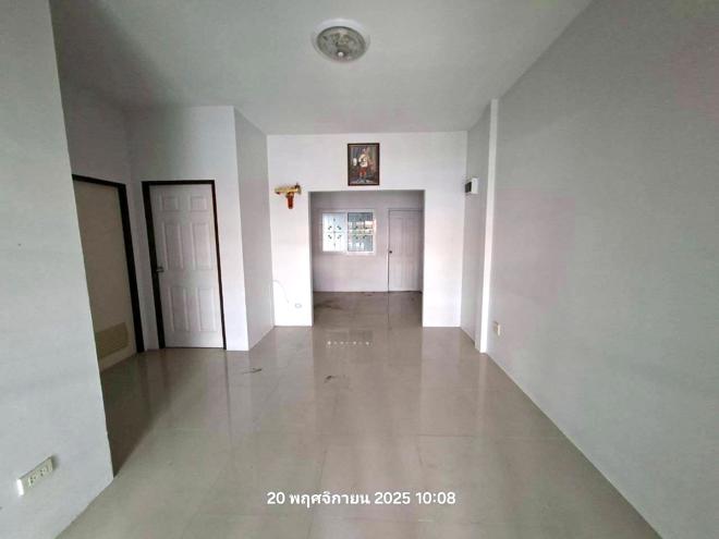 รูป ทาวน์เฮ้าส์ สำหรับขาย แผ่นดินทอง ลิฟวิ่งโฮม มาบยางพร ปลวกแดง ระยอง - รูปที่ 4/28