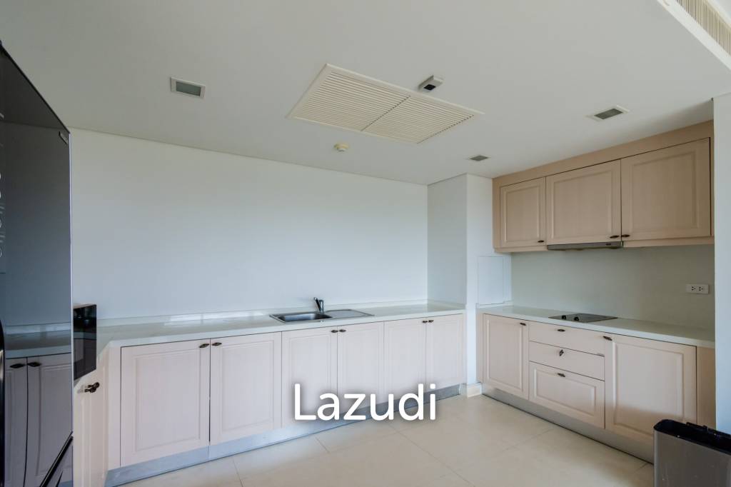 รูป Beautiful Sea view 4 bed condo in Hua Hin center - รูปที่ 12/42