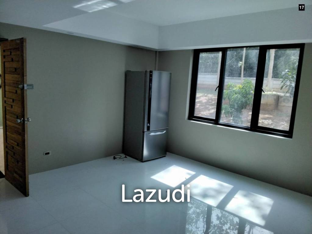 รูป 2 Storey house at Samroiyot with 2 Rai land - รูปที่ 11/20