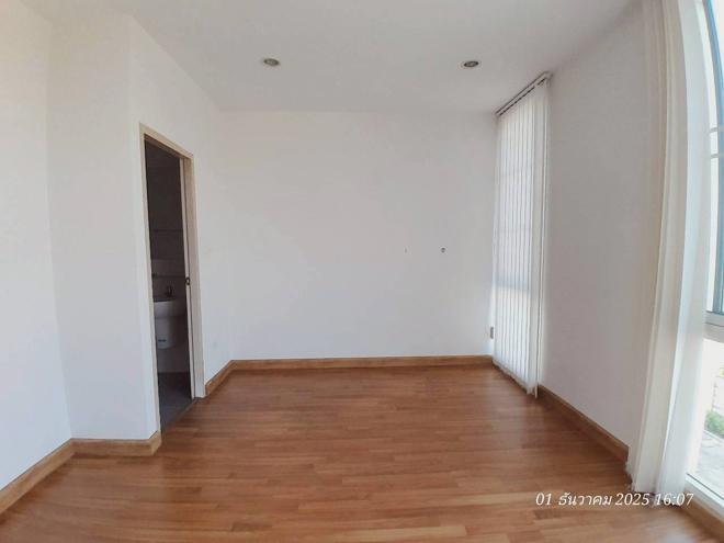 picture TOWN HOUSE for sale  Khlong Sam Prawet Lat Krabang Bangkok - 15/44