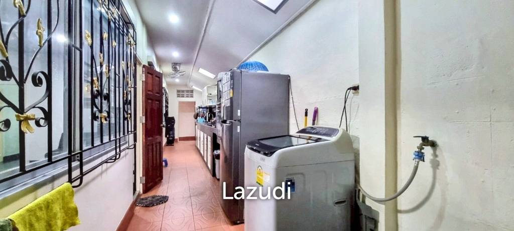 picture 3 Beds 2 Baths 220 SQ.M. House In East Pattaya - 16/20