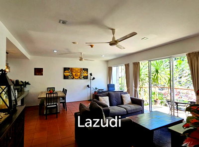 Condos for sale Phuket : Spacious Modern 3-Bedroom Condo for Sale in Kamala
