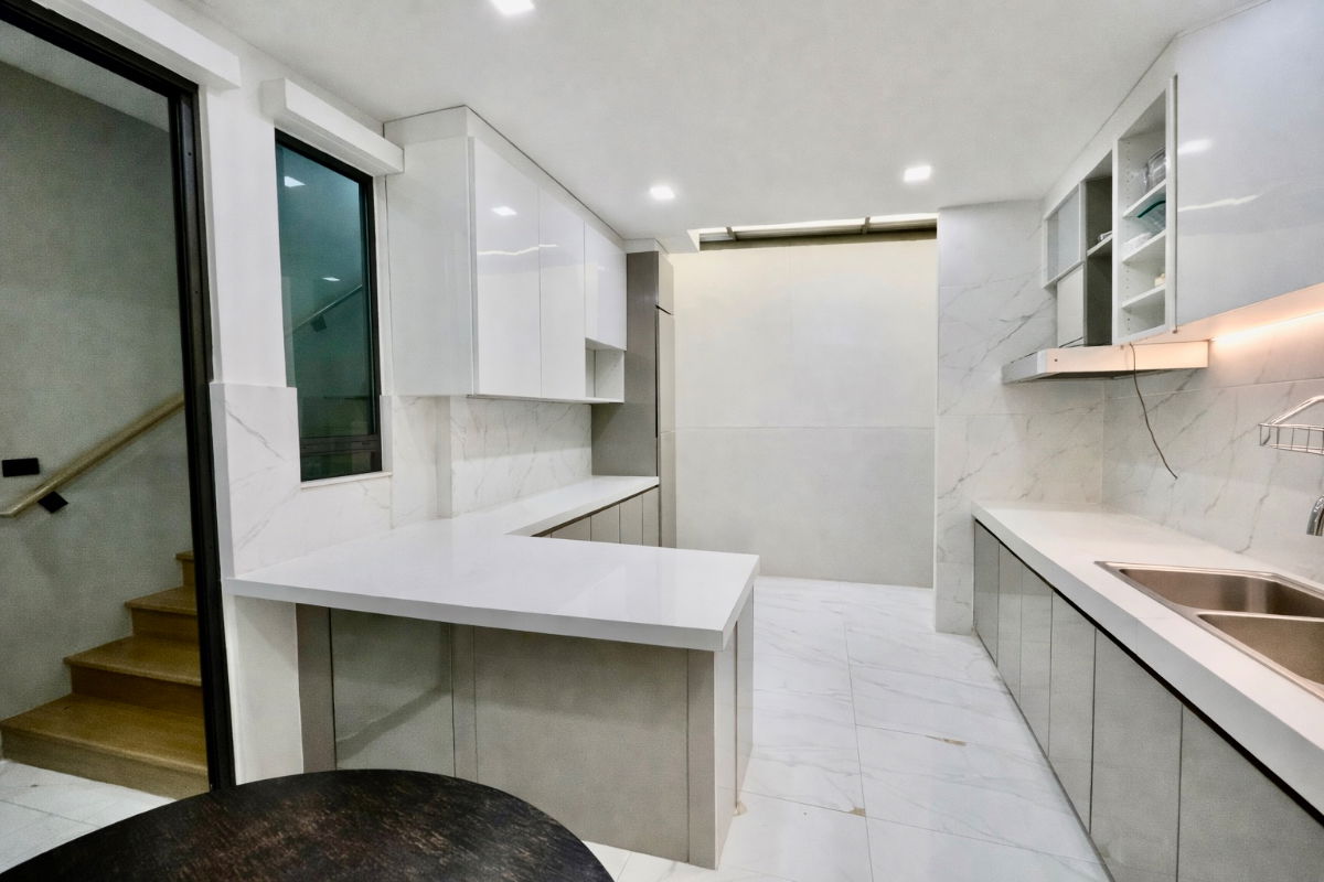 รูป ขายทาวน์โฮมหรู 4 ชั้น PATIO รัชโยธิน | ใกล้ BTS รัชโยธิน และ MRT พหลโยธิน | บิวท์อินทั้งหลัง พื้นที่ 320 ตร.ม. พร้อมเข้าอยู่ - รูปที่ 14/41