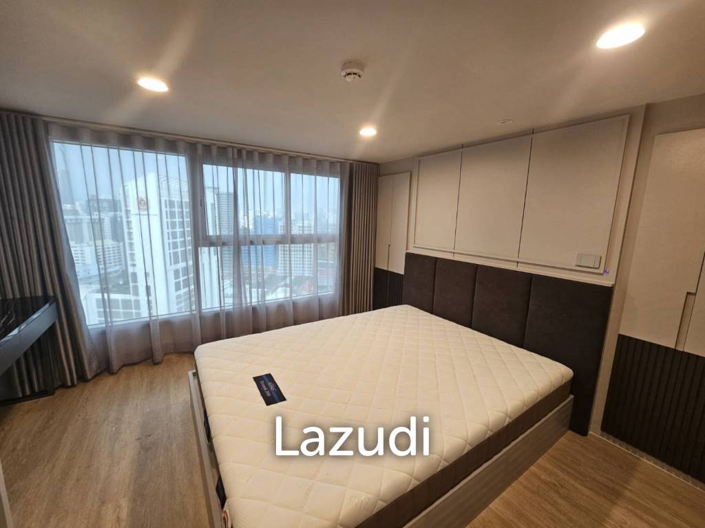 รูป 59 sqm duplex 2 bedroom condo on 23rd floor in Bang Rak Bangkok - รูปที่ 10/17