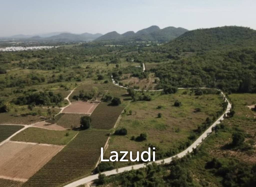 รูป Beautiful elevated land of 15 Rai with great views near Banyan Golf Club. - รูปที่ 17/26