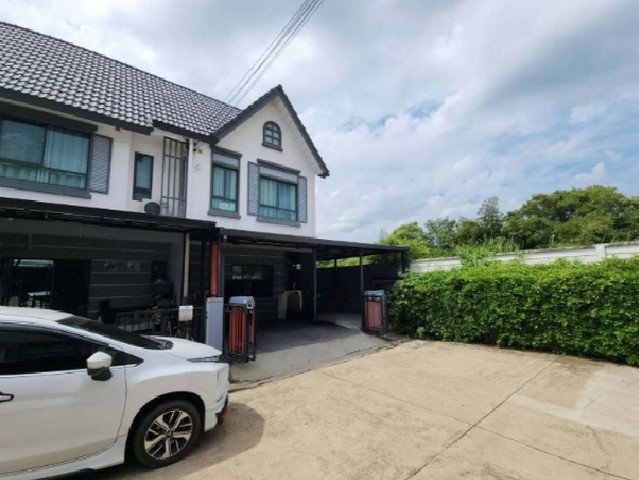 รูป BB13836 ขายทาวน์เฮาส์ หมู่บ้าน โมดิวิลล่า พระราม 5-วัดพระเงิน ถนน บางคูลัด-วัดพระเงิน ตำบล บางใหญ่ อำเภอ บางใหญ่ จังหวัด นนทบุรี - รูปที่ 4/8