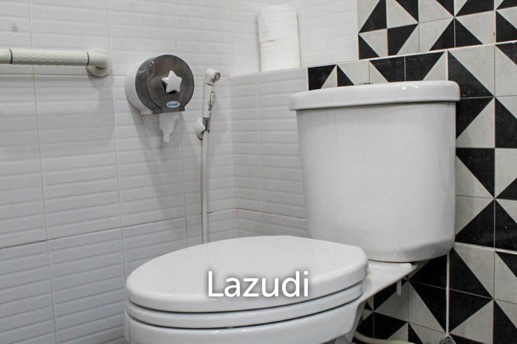 picture Modern Style House for Sale - 9/15