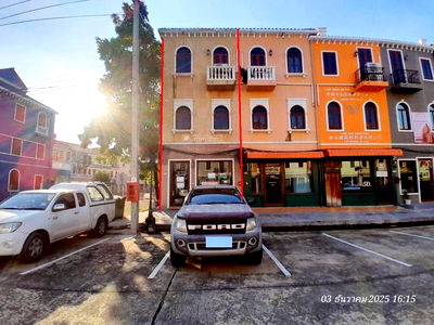 อาคารพาณิชย์ ถนนเทพรักษ์ : อาคารพาณิชย์ สำหรับขาย เวนิส ดิ ไอริส วัชรพล ท่าแร้ง เขตบางเขน กรุงเทพมหานคร