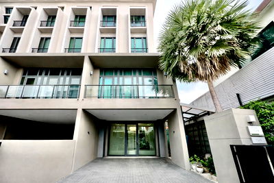 ทาวน์โฮม ม.ราชภัฏจันทรเกษม : ขายทาวน์โฮมหรู 4 ชั้น PATIO รัชโยธิน | ใกล้ BTS รัชโยธิน และ MRT พหลโยธิน | บิวท์อินทั้งหลัง พื้นที่ 320 ตร.ม. พร้อมเข้าอยู่