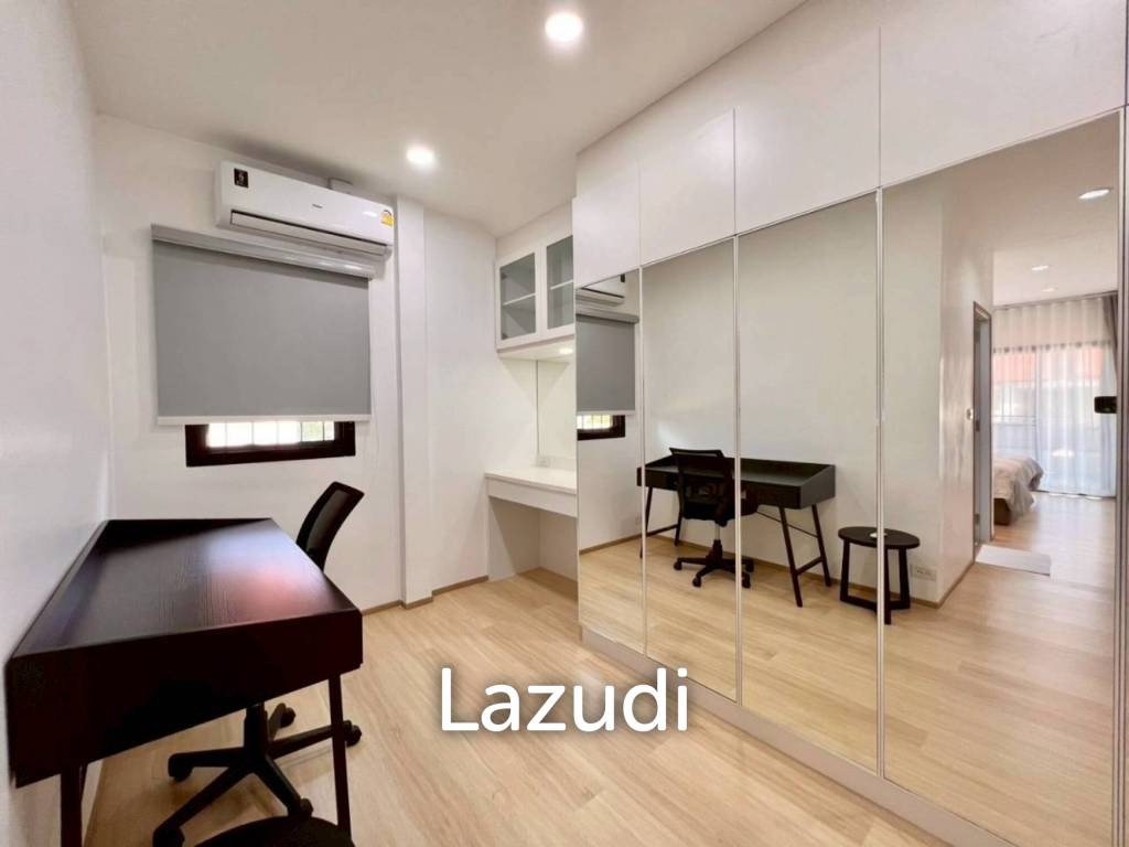 รูป วิลล่าหรู 300 ตร.ม. พร้อมสระว่ายน้ำส่วนตัว ใกล้ทะเลนาจอมเทียน สัตหีบ - รูปที่ 30/37