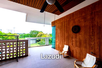 Condos for sale : Beachfront 3 bed condo with large terrace at Baan Chaan Talay