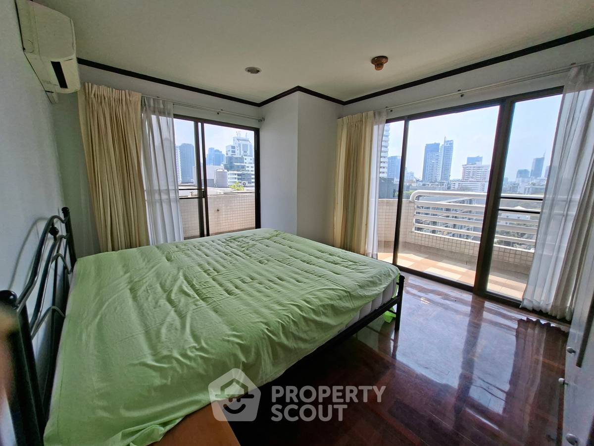 รูป คอนโด 3-ห้องนอน ที่ ริชมอนด์ พาเลส คอนโดมิเนียม ใกล้ BTS พร้อมพงษ์ (ID 2650753) - รูปที่ 19/35