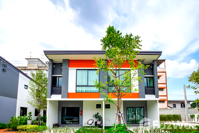 Townhouses for sale Bangkok : 2 Bedroom Townhouse for sale at Unio Town Prachauthit 76  1061396
