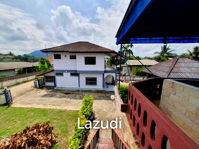 บ้านเดี่ยว เมืองเชียงราย เชียงราย : บ้านให้เช่า 2 หลัง 5 ห้องนอนในพื้นที่กว่า 3 งาน