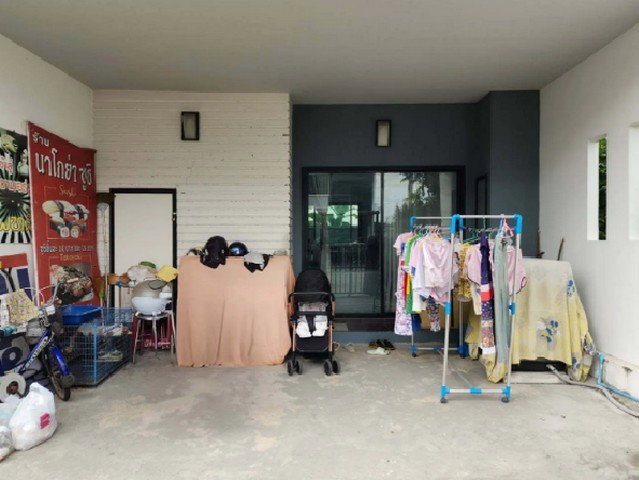 รูป BB13796 ขายทาวน์เฮาส์ หมู่บ้าน ลภาวัน ดีน่าโครงการ 23 ซอย ในโครงการ ถนน สะพานนนทบุรี-บางบัวทอง ตำบล ลำโพ อำเภอ บางบัวทอง จังหวัด นนทบุรี - รูปที่ 3/8