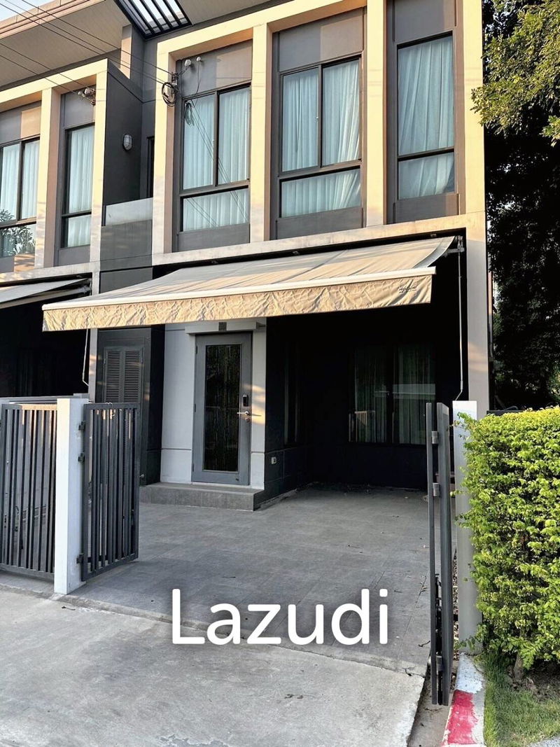 Townhouses for sale : 2 Bed 2 Bath 106 SQ.M Grande Pleno Sukhumvit-Bangna