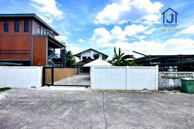 บ้านเดี่ยว วิทยาลัยพณิชยการบางนา : ขายบ้านเดี่ยว 2ชั้น 78 ตารางวา ซอยปรีดีพนมยงค์ 21 สุขุมวิท 71 ใกล้BTS พระโขนง–เอกมัย