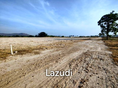 ที่ดิน หินเหล็กไฟ ประจวบคีรีขันธ์ : ขายที่ดินทำเลดี 1-1-50 ไร่ วิวภูเขาเหมาะสำหรับสร้างบ้านพร้อมถนนเข้าถึงง่าย