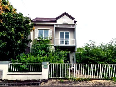 Townhouses for sale Nonthaburi : FOR SALE  TOWNHOUSE PROPERTY  3100000 BAHT.