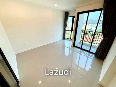 Condos for sale : Modern New Condo with Stunning Views in Hua Hin