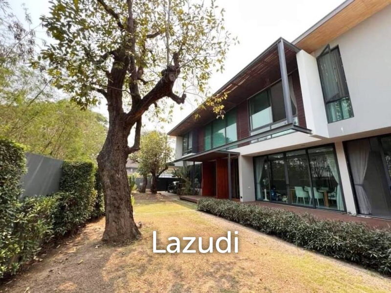 ขายบ้านเดี่ยว : ขายบ้าน 4 ห้องนอน สไตล์โมเดิร์นในหมู่บ้านวังตาล