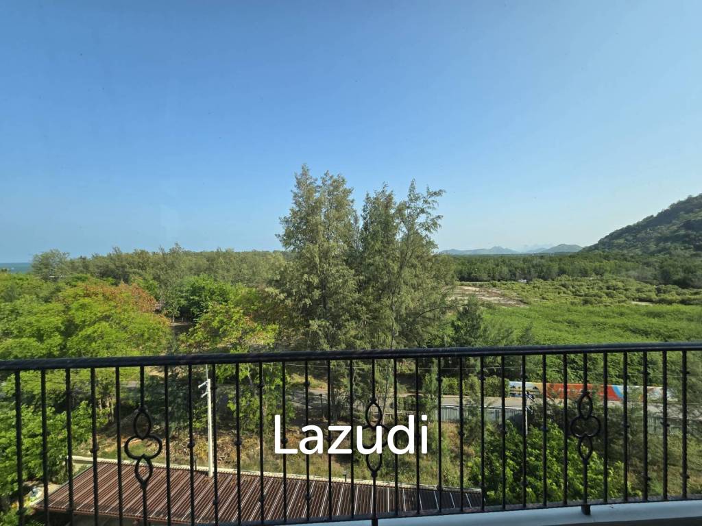 รูป Duplex 2 Bedroom 2 Bathroom Condo On the Highest Floor - รูปที่ 16/17