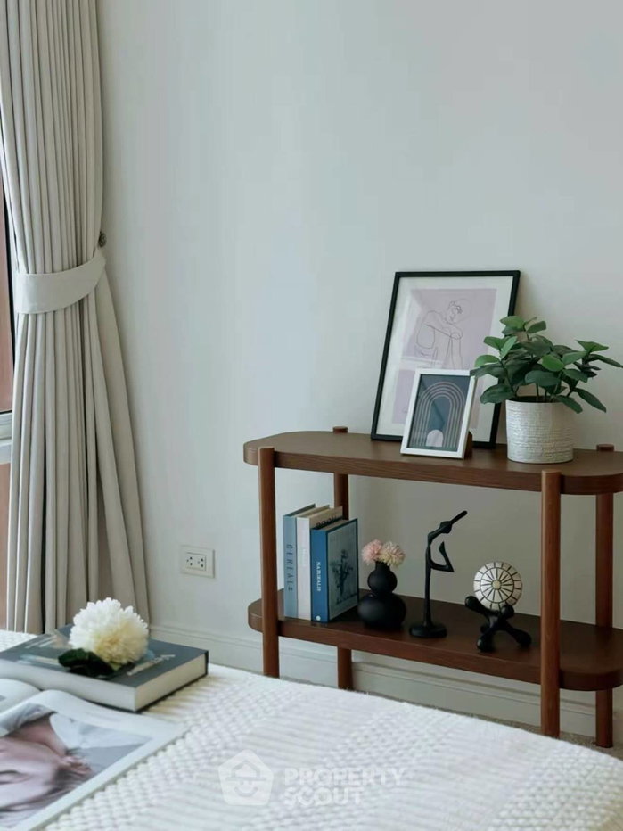 picture 2-BR Condo at Fullerton Sukhumvit near BTS Ekkamai (ID 2681203) - 9/11