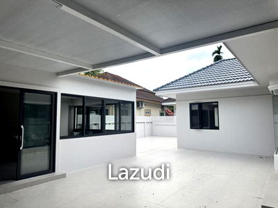 Houses for sale Chonburi : 3 Bedroom 3 Bathroom 220 SQ.M. Grand PMC 2