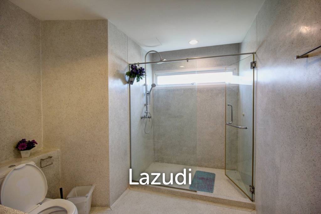 picture Exclusive 4 Bedroom Absolute Beachfront Condo in Baan Nub Kluen, Khao Tao - 35/50