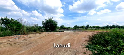 Land for sale Bang Sarey Beach : 60 SQ.W. (240 SQ.M. ) Land In Bang Saray
