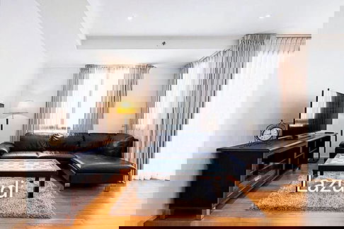 1 Bed 65 SQ.M. The Legend Saladaeng For Rent