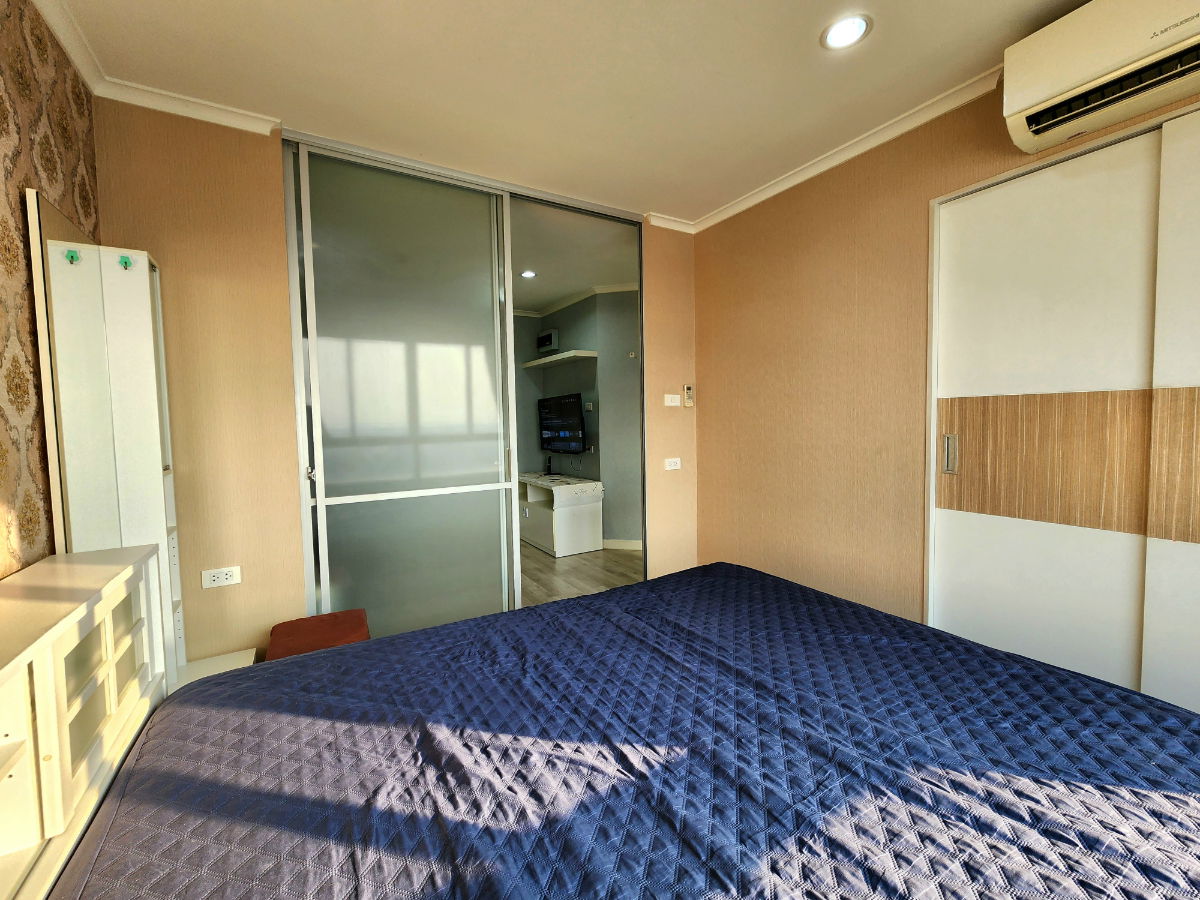 รูป สถานะตามภาพปก **ห้องกลับว่างครับผม ห้องริมส่วนตัว** ให้เช่า ลุมพินี พาร์ค ปิ่นเกล้า ตึก B อาคารด้านหน้า วิวตอนเย็นสวย *มีเครื่องซักผ้า แอร์ 2 เครื่อง - รูปที่ 25/64