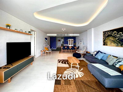 Condos for sale : Veranda Residence : Stunning 3 Bedroom Condo with a Beautiful Sea View