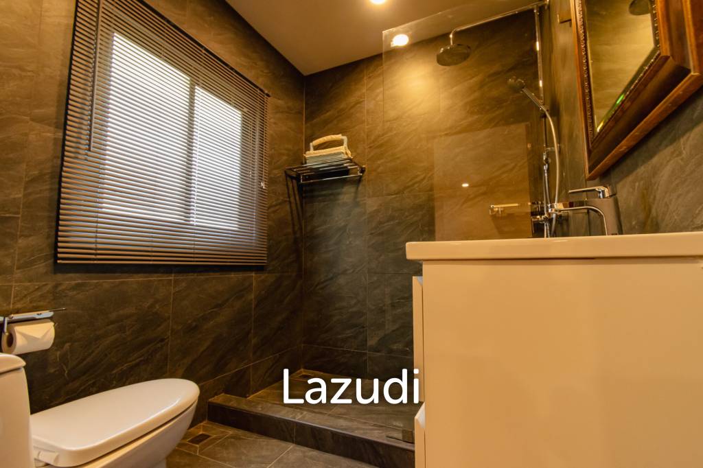 picture IMPRESSIVE DETACHED 2 STOREY 4 BED POOL VILLA - 46/60