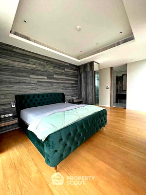 Condos for rent : 2-BR Condo at Sindhorn Tonson near BTS Ratchadamri (ID 2656663)