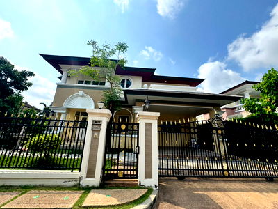 Houses for sale Soi Udomsuk (Sukhumvit 103) : Call : 080-666-3168 Ladawan Sukhumvit 103 Project, Corner House 100 sq.wa 4 Beds, 3 Baths, near Sky Train Yellow Line Sri Udom Station