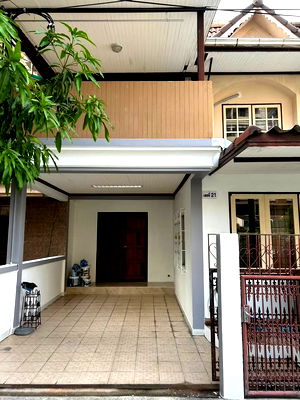 Houses for rent Bangkok : 🔥 RJUS101 🔥 Line : @p2nproperty