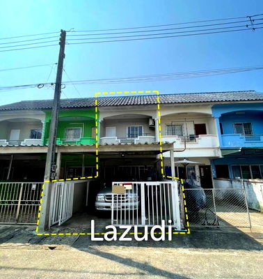 Townhouses for sale Chiang Rai : 2 Bedrooms Townhouse For Sale in Fah Thai Project