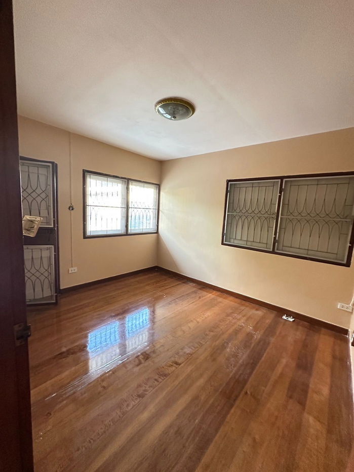 picture Rent house - changwattana soi 20 - 6/13